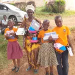 Januar 2020 – Unglaubliche Freude mit dem Empfang des Schulmaterials – PMCO Uganda e.V.