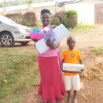 Januar 2020 – Unglaubliche Freude mit dem Empfang des Schulmaterials – PMCO Uganda e.V.