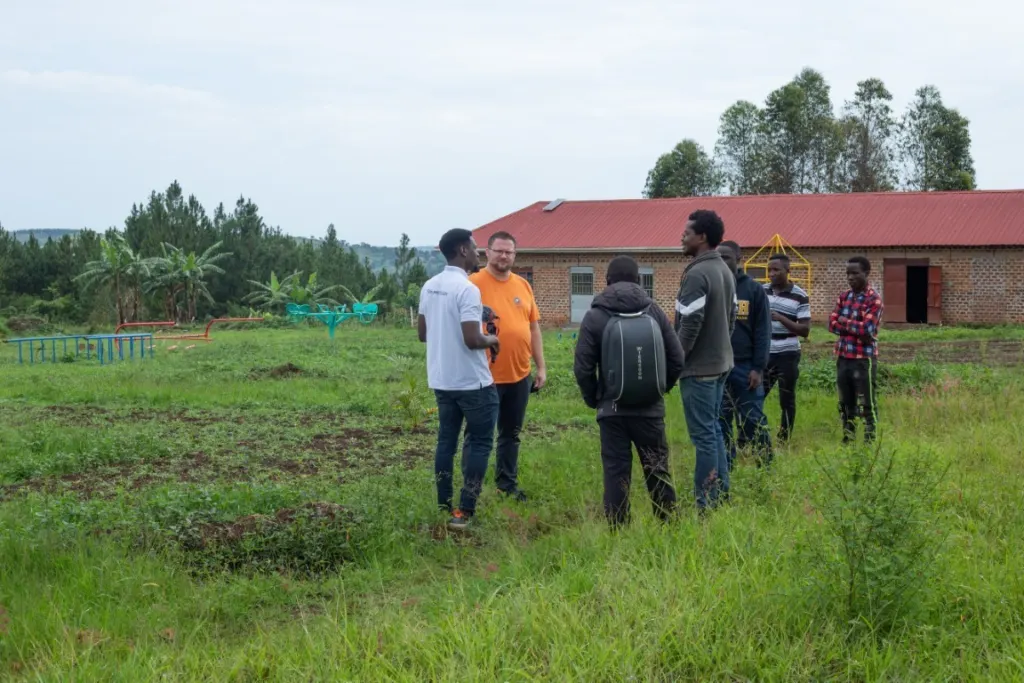 Advent und Weihnachtsgrüße von Thomas Bleile und PMCO aus Uganda in Afrika – PMCO Uganda e.V.