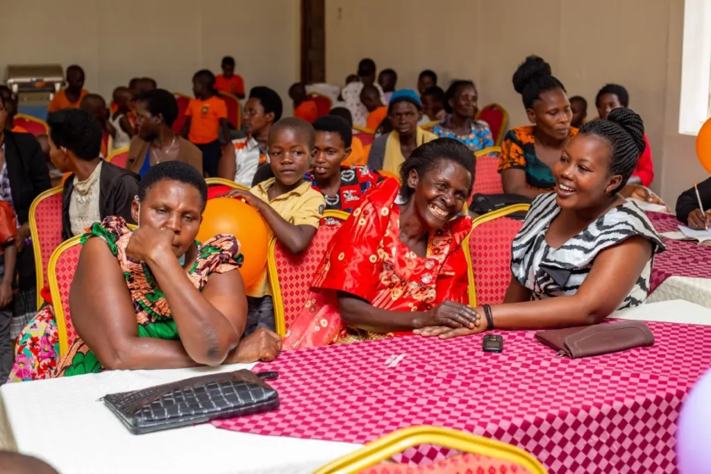 Advent und Weihnachtsgrüße von Thomas Bleile und PMCO aus Uganda in Afrika – PMCO Uganda e.V.