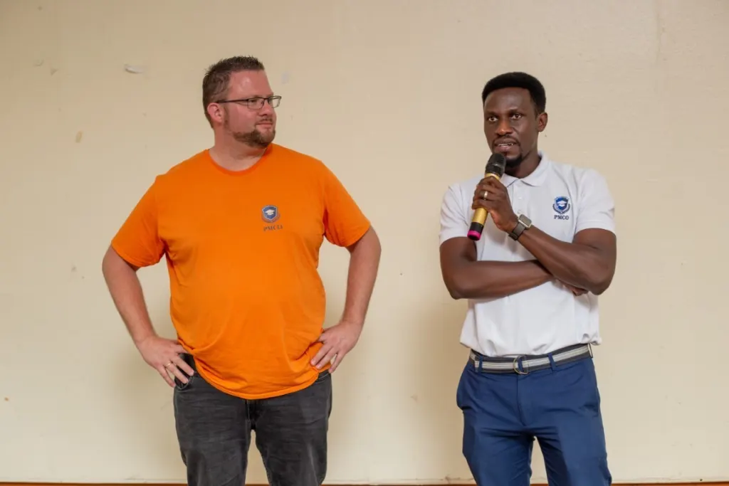 Advent und Weihnachtsgrüße von Thomas Bleile und PMCO aus Uganda in Afrika – PMCO Uganda e.V.