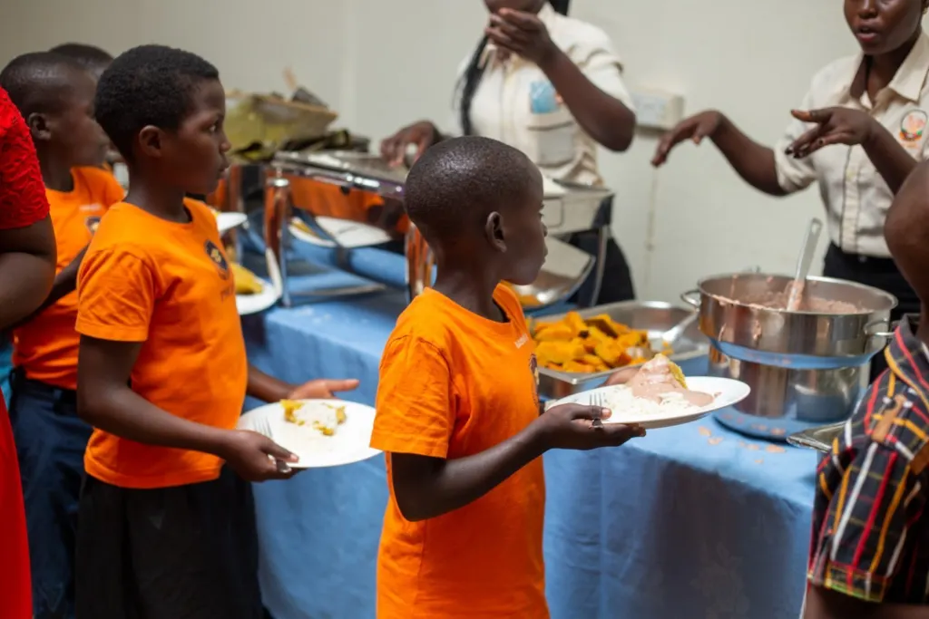 Advent und Weihnachtsgrüße von Thomas Bleile und PMCO aus Uganda in Afrika – PMCO Uganda e.V.