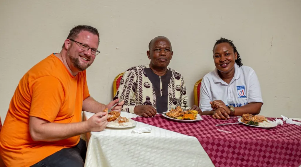 Advent und Weihnachtsgrüße von Thomas Bleile und PMCO aus Uganda in Afrika – PMCO Uganda e.V.
