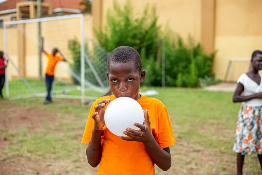 Advent und Weihnachtsgrüße von Thomas Bleile und PMCO aus Uganda in Afrika – PMCO Uganda e.V.