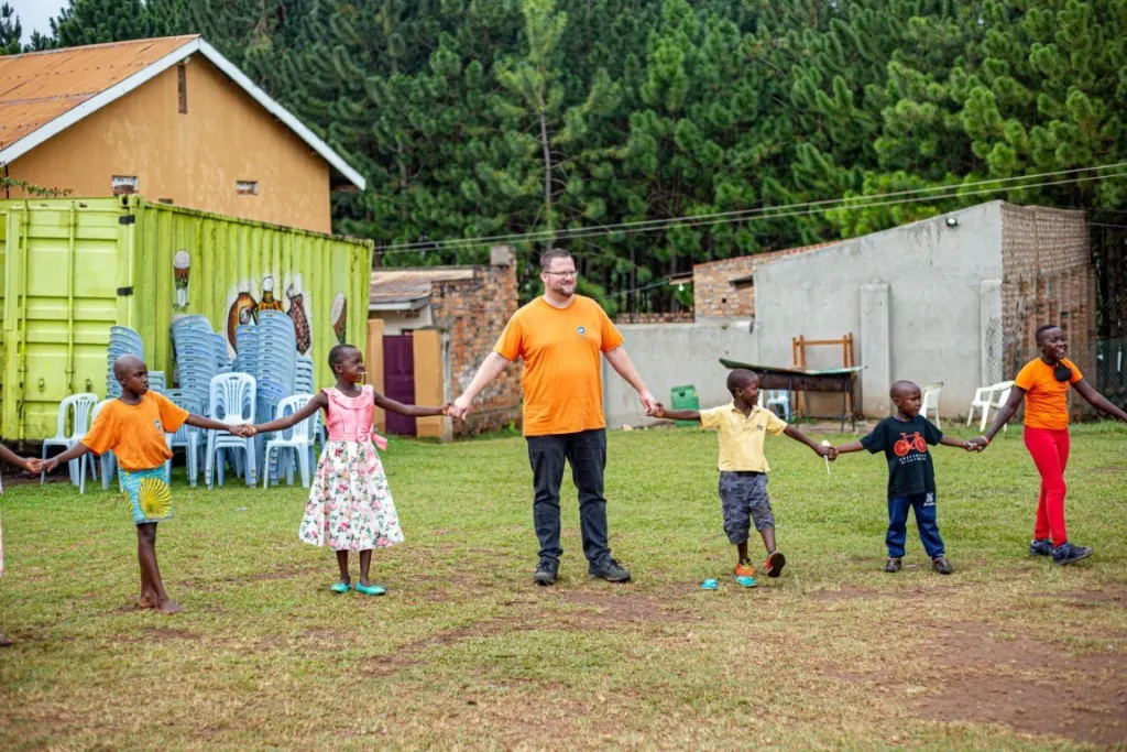 Advent und Weihnachtsgrüße von Thomas Bleile und PMCO aus Uganda in Afrika – PMCO Uganda e.V.