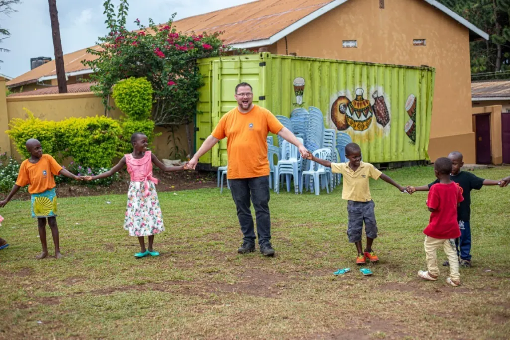 Advent und Weihnachtsgrüße von Thomas Bleile und PMCO aus Uganda in Afrika – PMCO Uganda e.V.