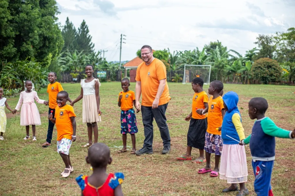 Advent und Weihnachtsgrüße von Thomas Bleile und PMCO aus Uganda in Afrika – PMCO Uganda e.V.