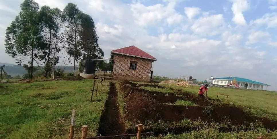 Start Küchenbau – PMCO Uganda e.V.